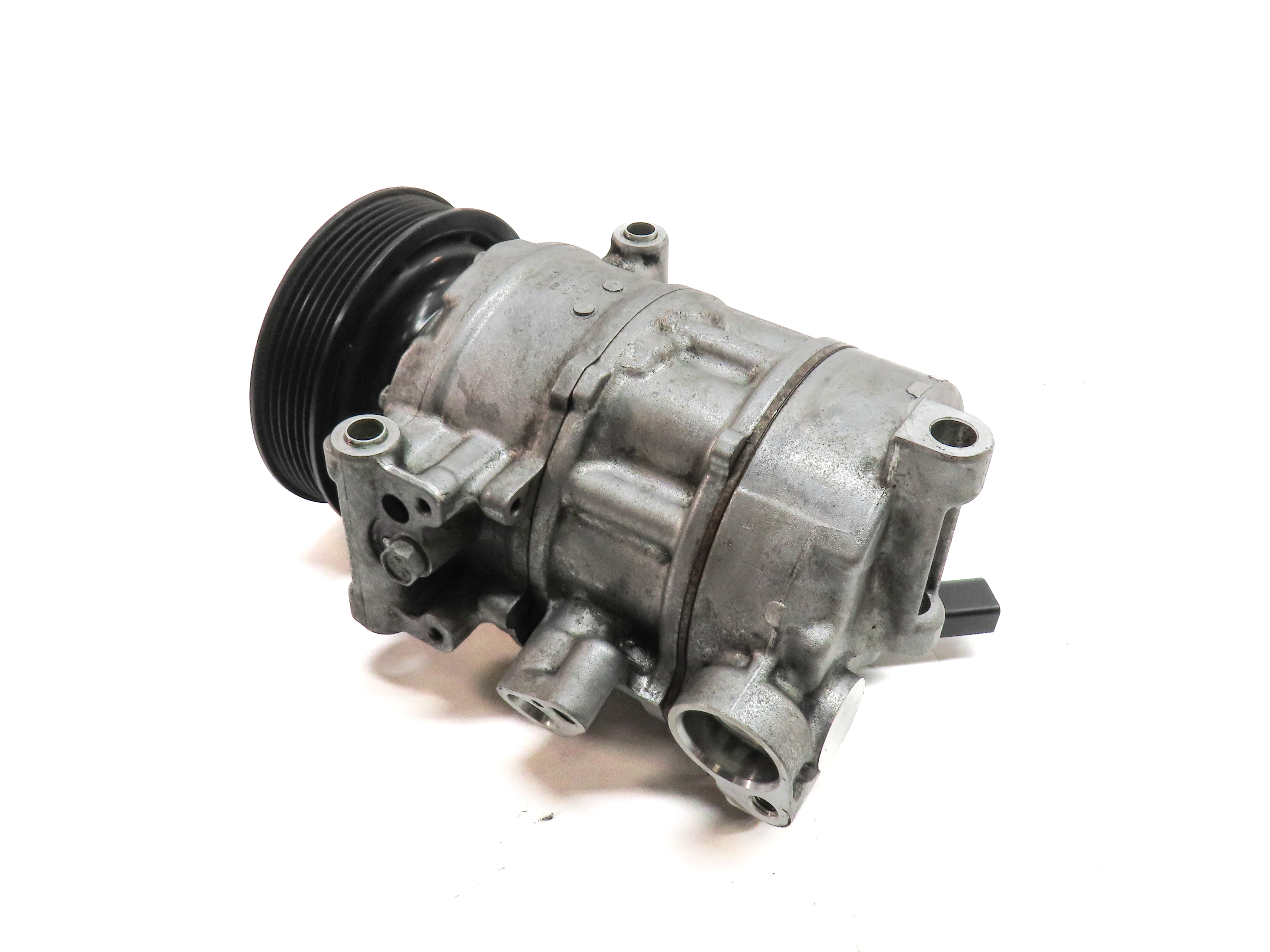 17-20 AUDI A4 A5 A6 (B9 F5 8W 8WS) 2.0L CYMC TURBO ENGINE A/C COMPRESSOR PUMP — exact item pictured